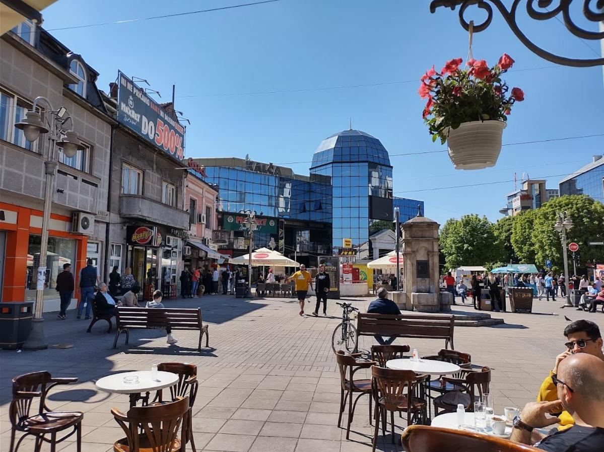 Suvi Centar Daire Ni Dış mekan fotoğraf