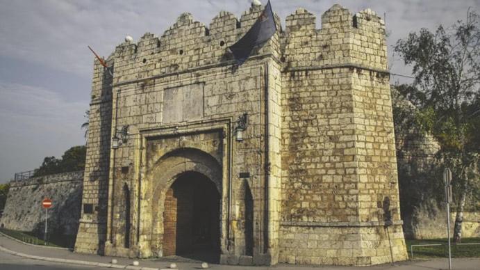 Suvi Centar Daire Ni Dış mekan fotoğraf